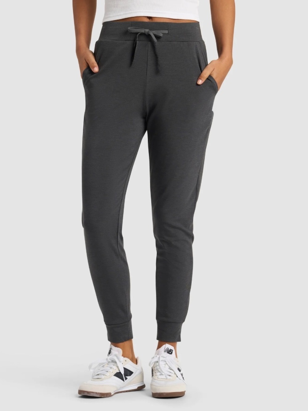 Cozy Earth Bamboo Cooling Joggers - Picture 2 of 10